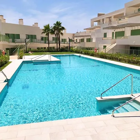 Apartamento En En 1° Línea De Playa *
